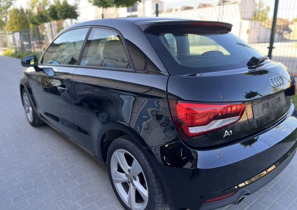 Audi A1 cena 45000 przebieg: 57500, rok produkcji 2016 z Warszawa małe 191